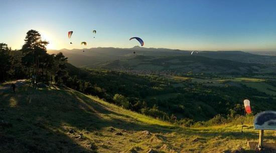 Nid Sous Le Volcan Saint-Sandoux Buitenkant foto